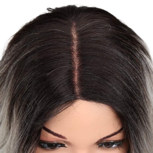 💫LEXA 12” GREY  LACE PART WAVY BOB OMBRÉ Wig💫 - Picture 7 of 8